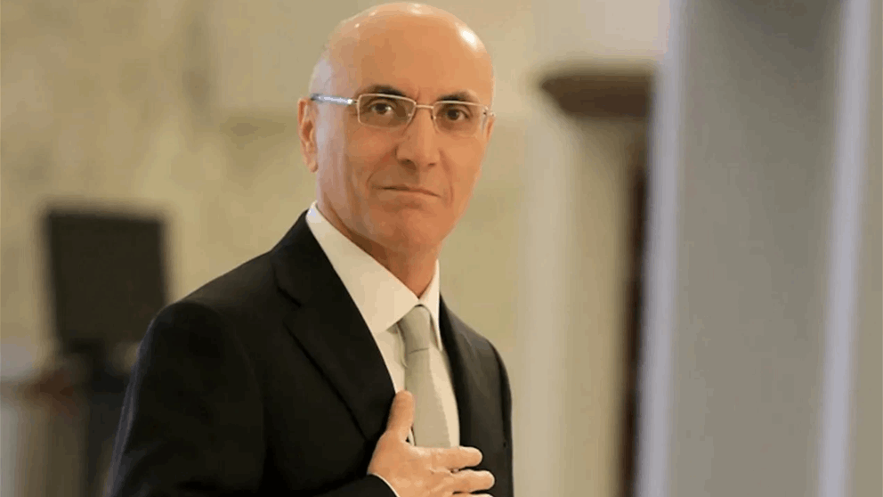 وزير الداخلية والبلديات