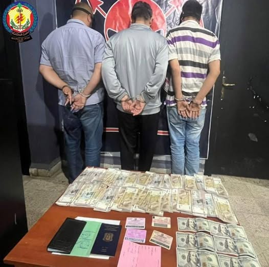 أمن الدولة يوقف شبكة متورطة بجر ائم تهر يب وتز وير وترويج عملة مزيفة