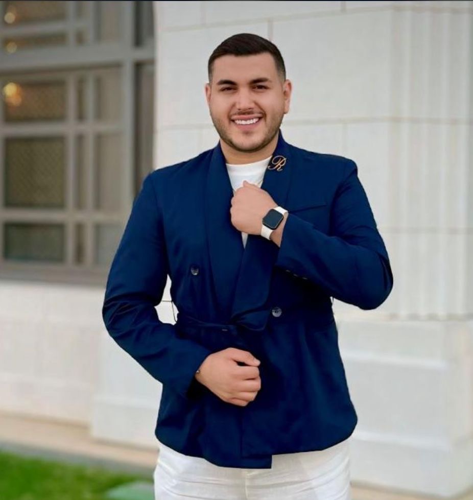 بين خيوط الشمس وغيوم الليل حكايات متعبة